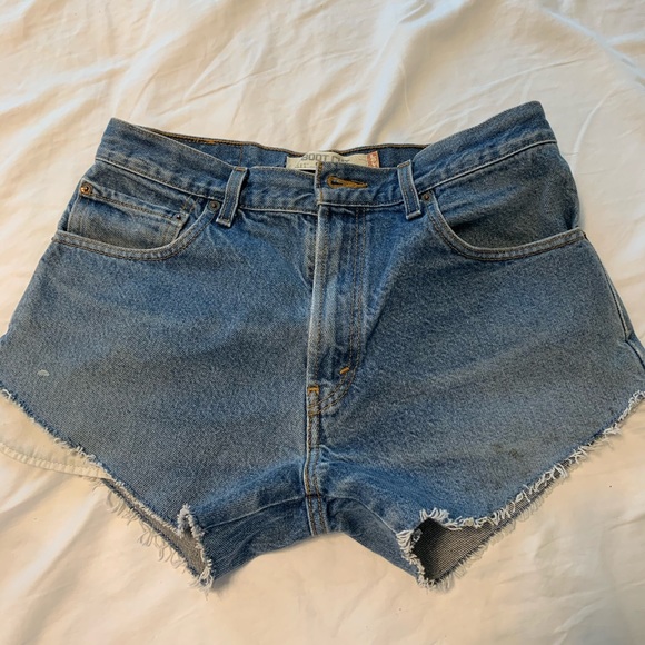 LEVIS SHORTS - Picture 1 of 4
